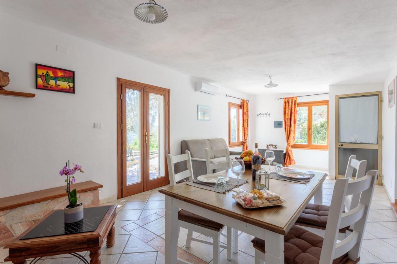 Tiria House Bosa - Casa Vacanze Екстер'єр фото