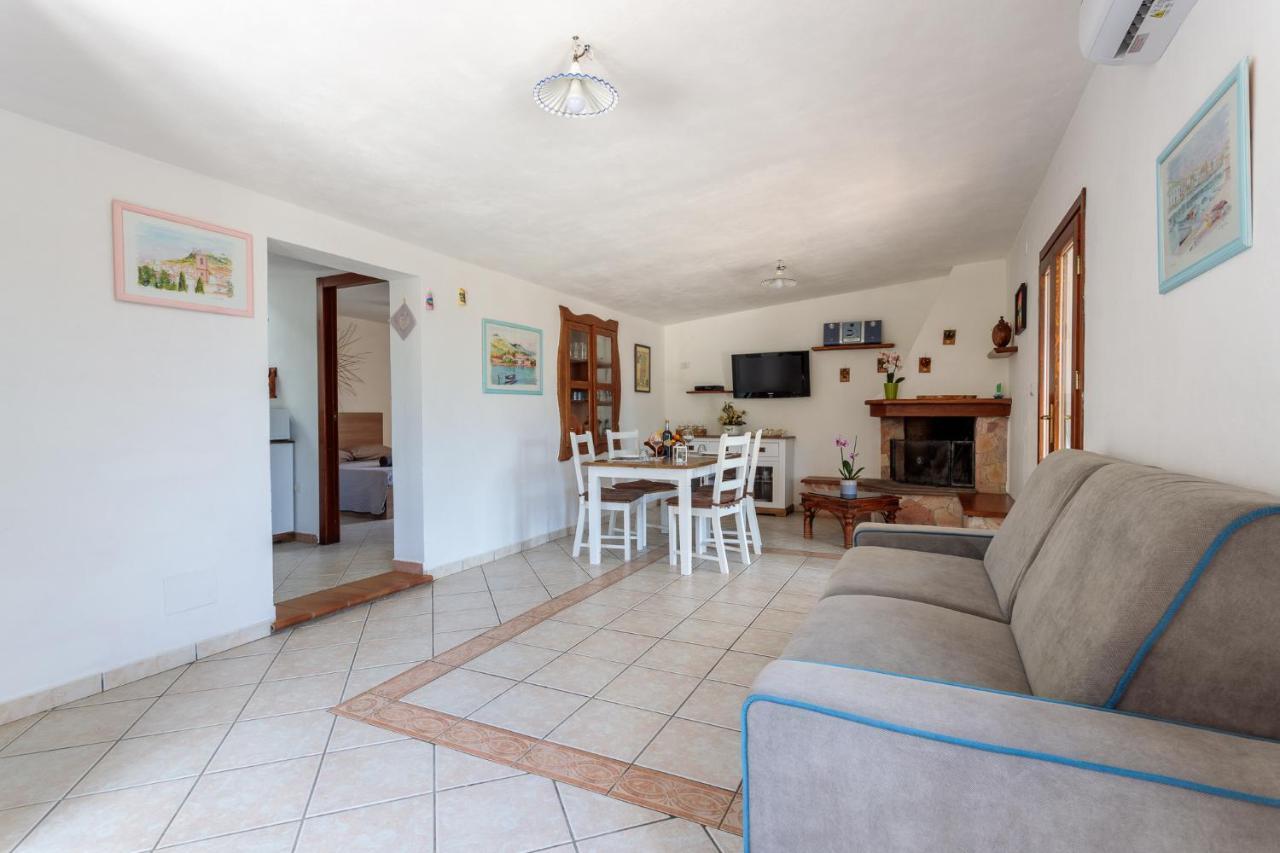 Tiria House Bosa - Casa Vacanze Екстер'єр фото